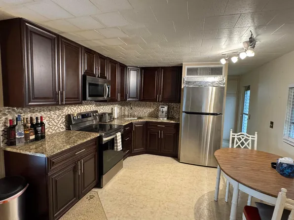 8926 Palm Street, Boynton Beach, FL 33436