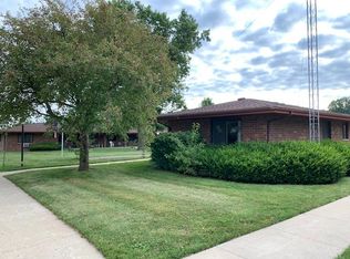 606 W Central Ave #15, Winfield, IA 52659