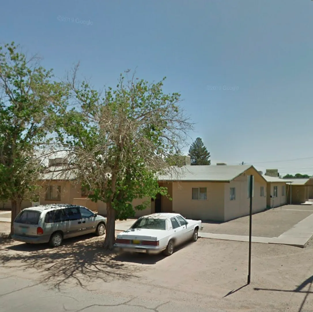 921 S. Platinum Ave. — Photo 1