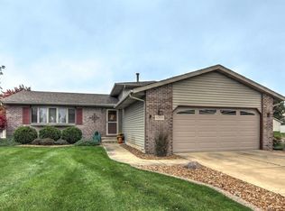 8595 Fairbanks St, Crown Point, IN 46307