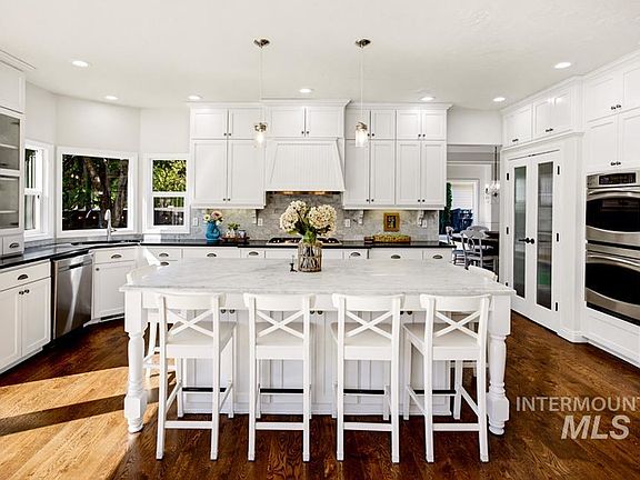3rd image of 12945 W Woodspring St