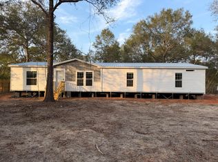 44 James Ct, Defuniak Springs, FL 32433