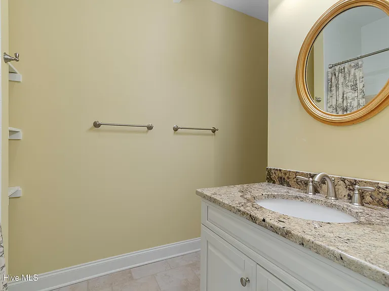 3792 Bancroft Pl — Photo 32