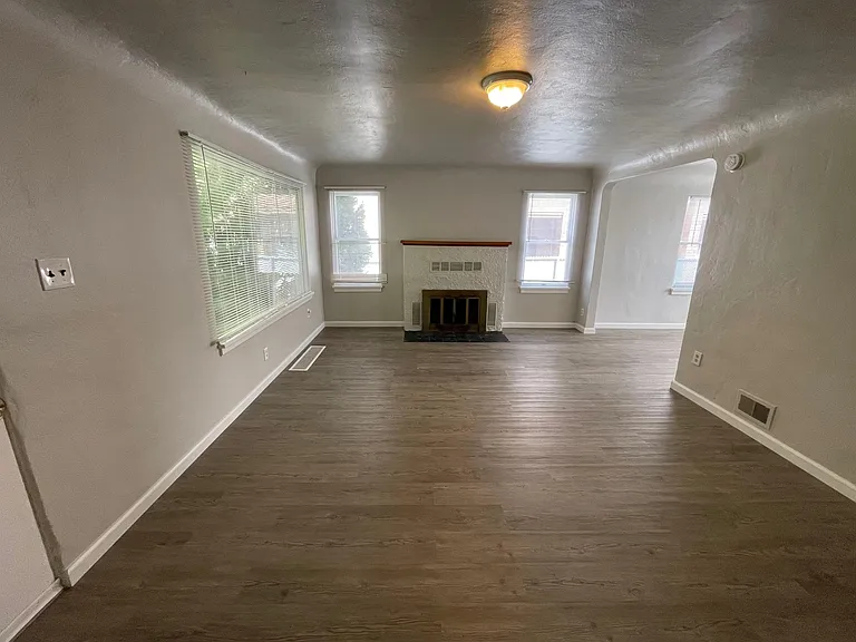 1312 S Juanita St — Photo 2