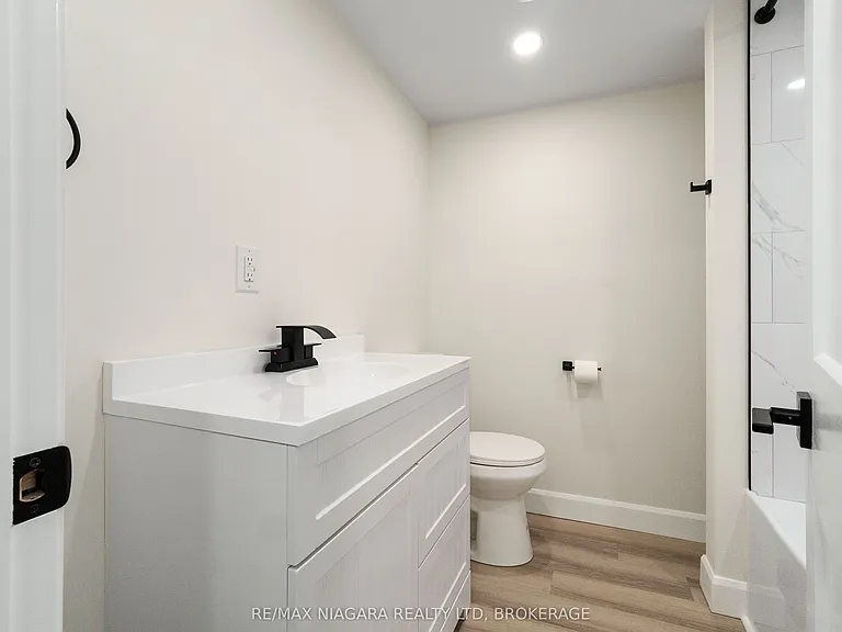 132 Waterloo St #1 — Photo 8