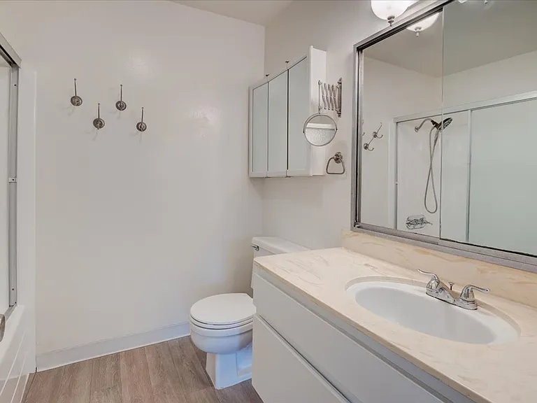 4012 Valeta St #302 — Photo 13
