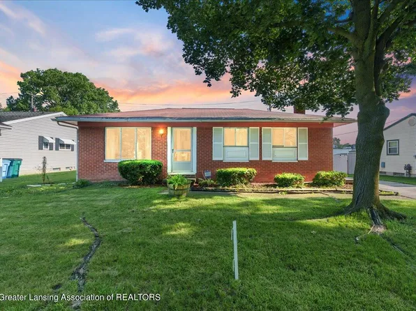 3920 Sheffield Blvd, Lansing, MI 48911