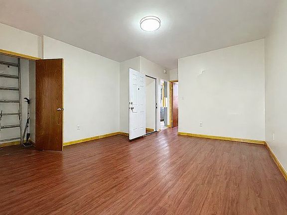 3rd image of 555 55th St Floor 3
