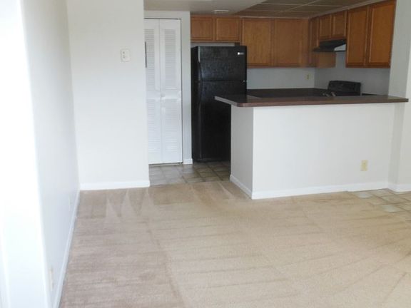4th image of 708 Executive Center Dr #1-34-34