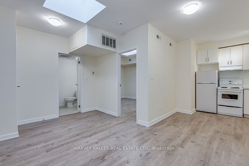 Toronto House for rent - 1 Bedroom — photo 3