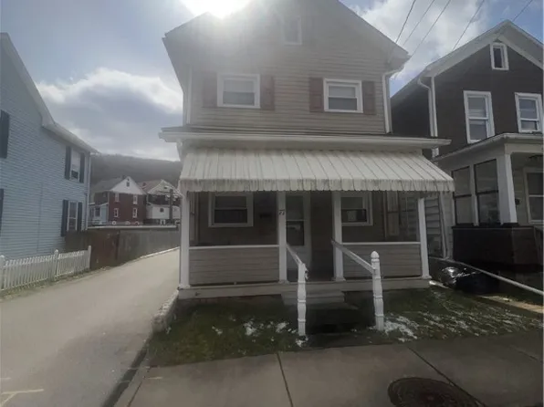 77 Barron Ave, Johnstown, PA 15906