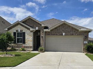 8435 Sunset Horizon Dr, Baytown, TX 77521