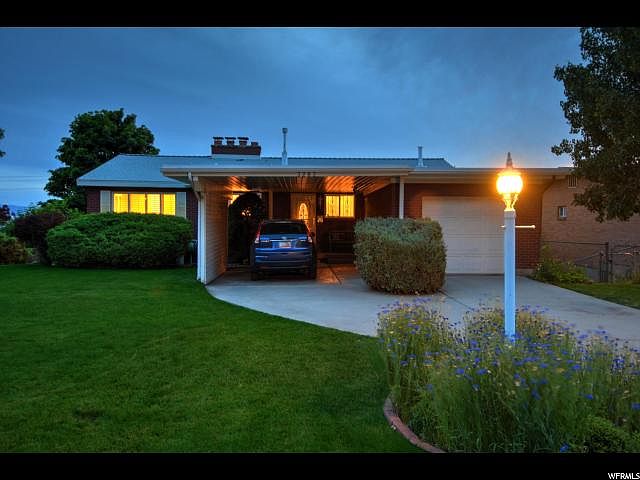 1st image of 3202 S Yosemite Dr