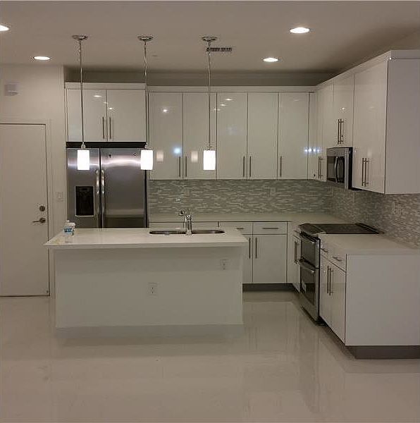 1st image of 2640 NE 212th Ter