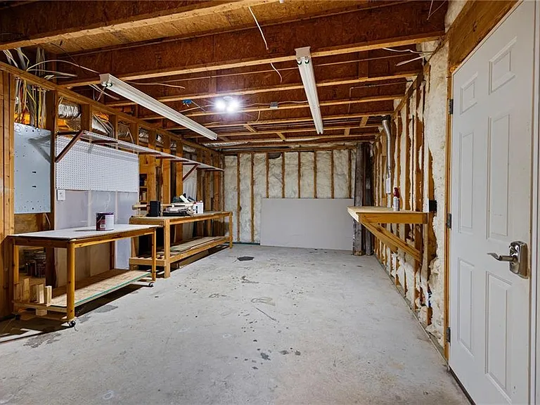 227 Oakwind Point — Photo 39