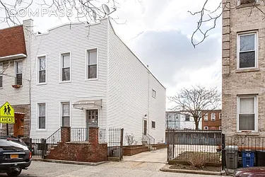 1744 Menahan Street  image 1 of 4