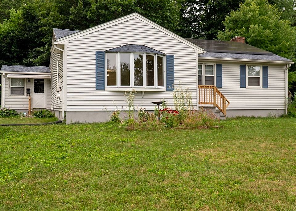 1st image of 159 Roy St