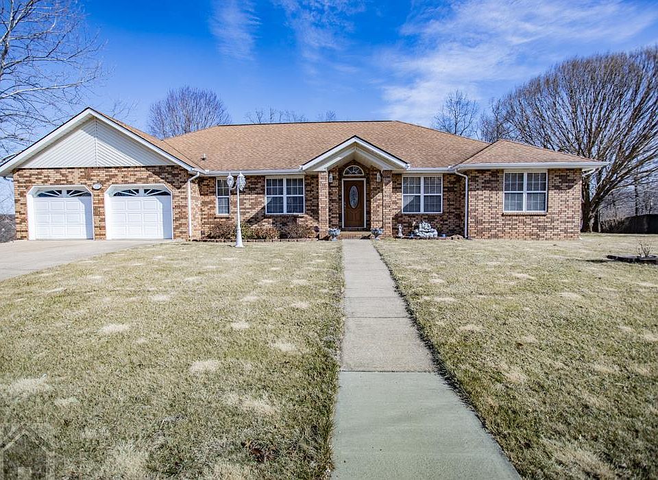 2nd image of 116 Dogwood Cir