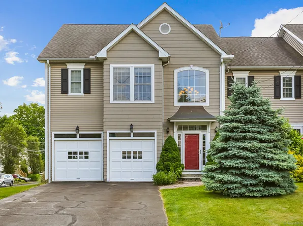 409 Lenox Road #409, Fairfield, CT 06825