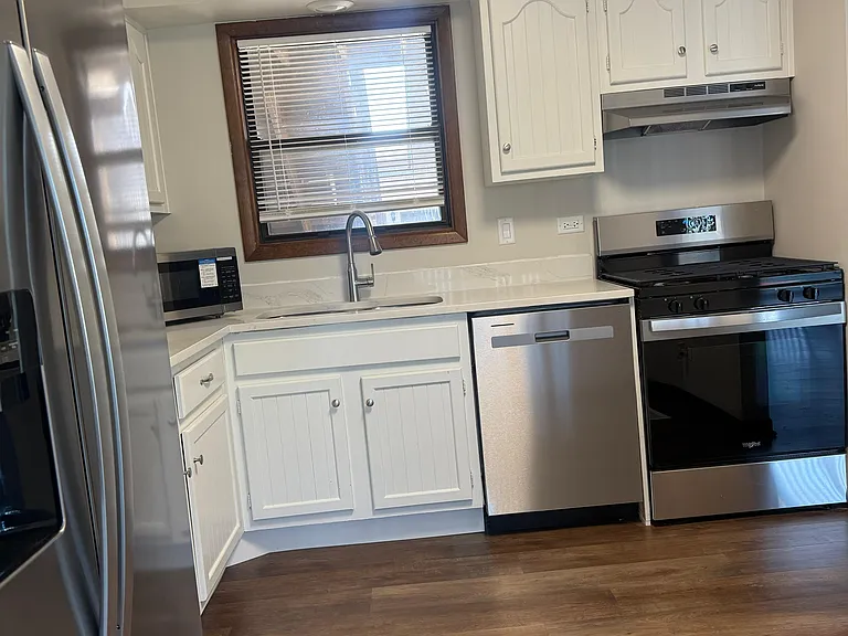 19211 Elm Dr #145 — Photo 6