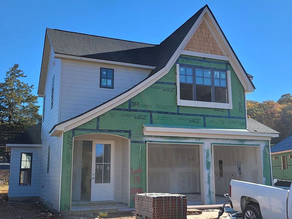 The Redwood Tudor Lot 19 Painted Ridge