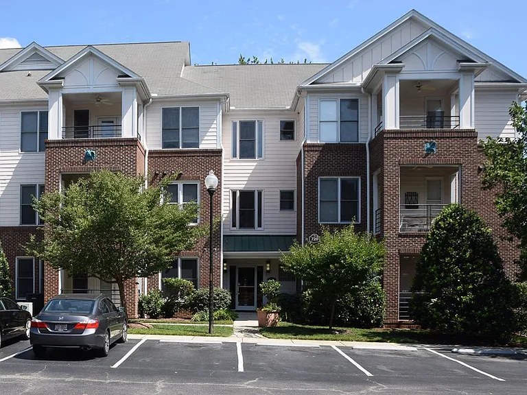 720 N Person St #103 — Photo 21