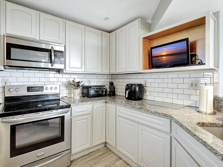 9500 S Ocean Dr #Penthouse 10 — Photo 7