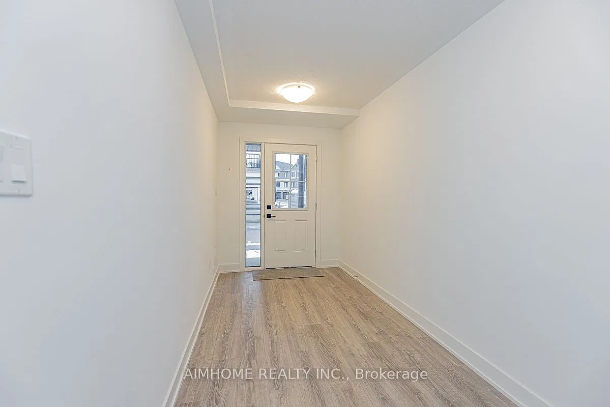 3 bed, $3,300 — Photo 4