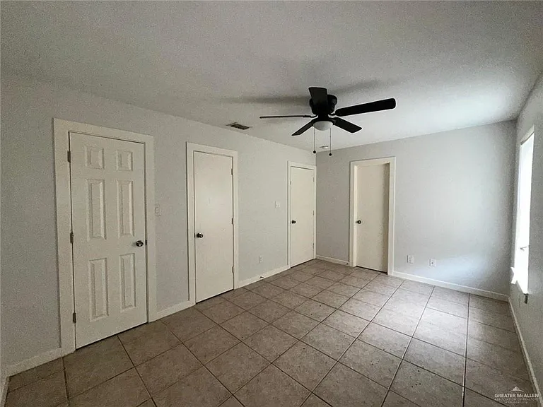 800 W Bronze Dr #1 — Photo 8