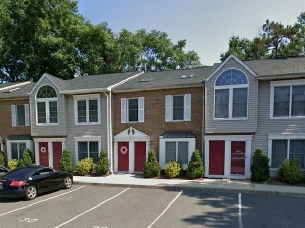 95 Tiffany Blvd, Newark City, NJ 07104