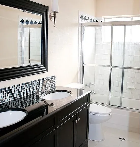 8237 Stapleton Ave — Photo 24