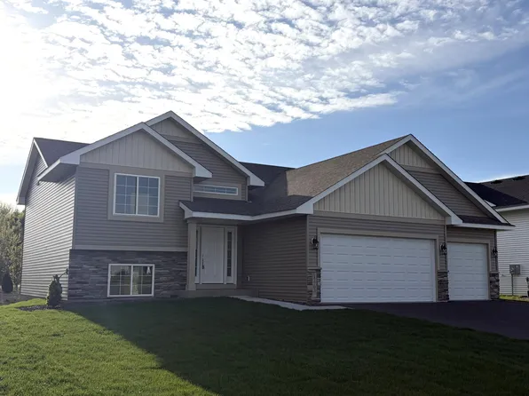 17703 Empire Trl, Lakeville, MN 55044