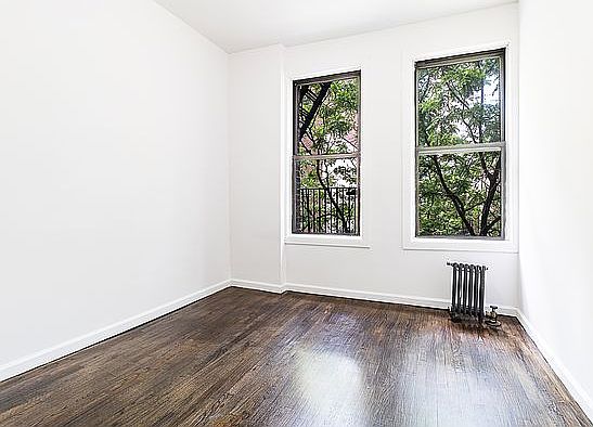 1st image of 341 W 45th St #5