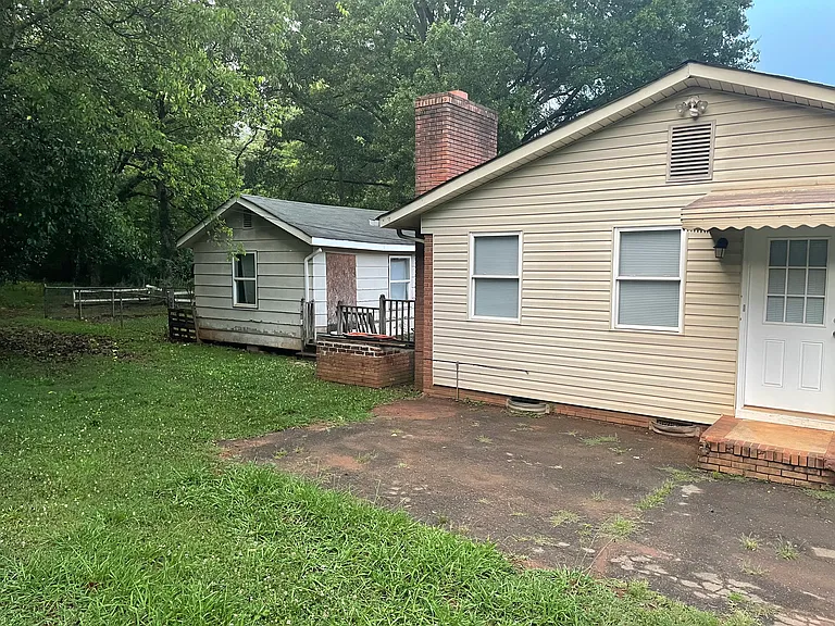 9237 Dixie River Rd — Photo 4