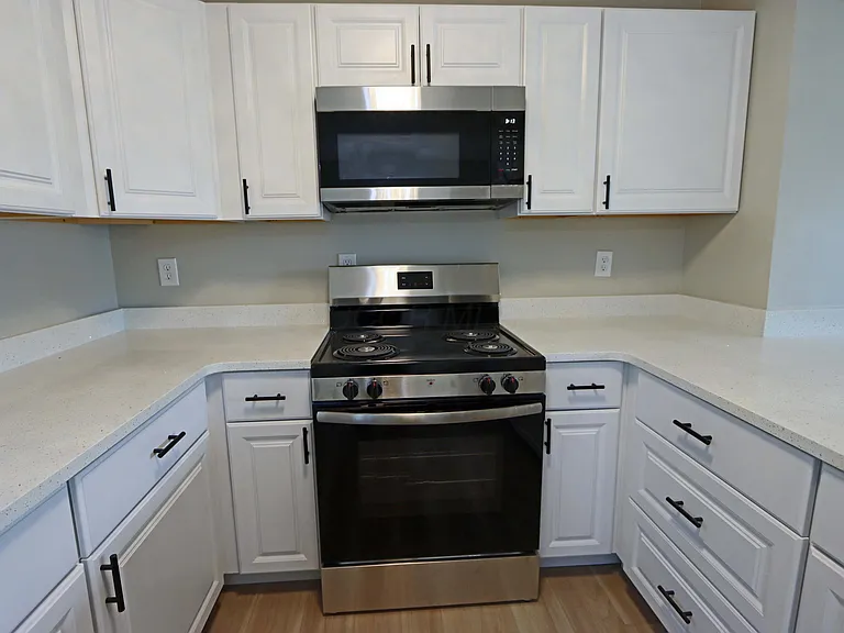1686 Jupiter Ave — Photo 12