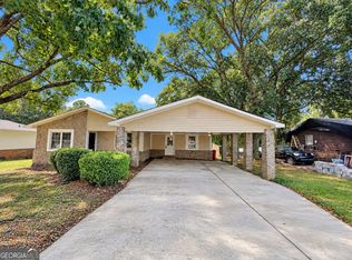 209 Scarborough Rd, Centerville, GA 31028