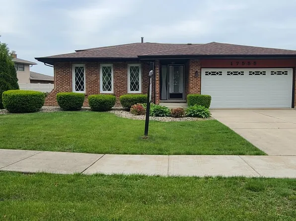 17555 Rosewood Ln, Tinley Park, IL 60487