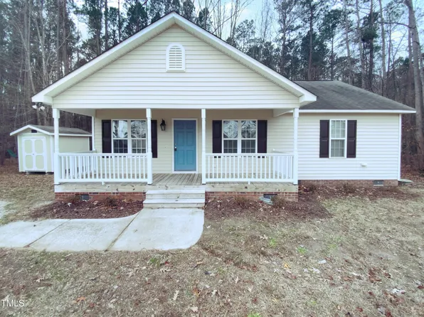 610 Lockwood Dr, Clayton, NC 27527