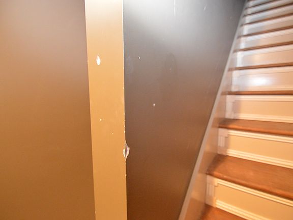 5th image of 203 Reef Ln