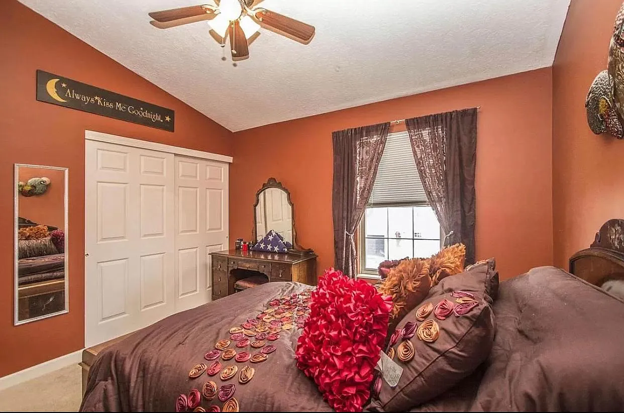 8197 Charlotte Way Ave — Photo 4