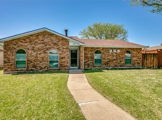 1525 Meandering Way, Garland, TX 75040