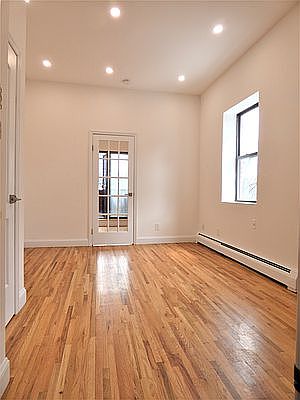 3rd image of 305 E 92nd St APT 6D