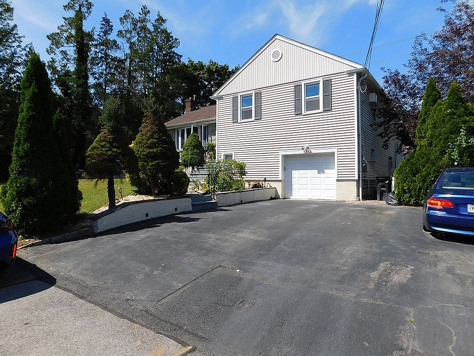 6 Car Driveway Heated Garage