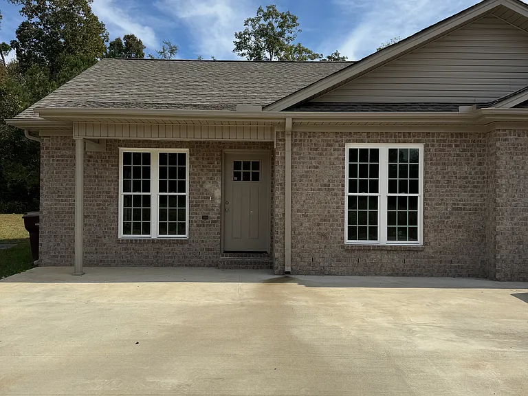 16494 Blackburn Ln — Photo 1