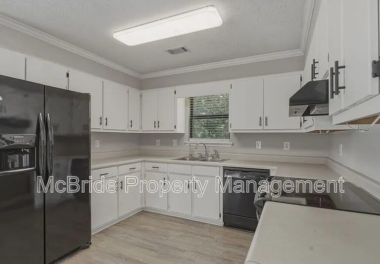 342 Village Square Dr — Photo 9