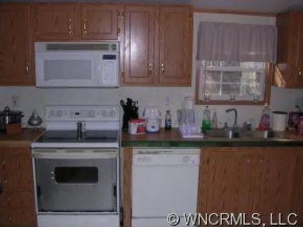 152 Fletcher View Dr, Fletcher, NC 28732