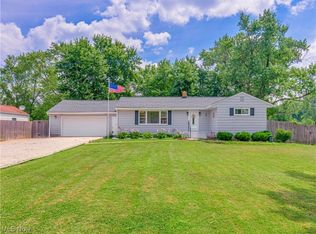 2985 Carl St, Barberton, OH 44203