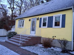21 Hyannis Rd, Plymouth, MA 02360