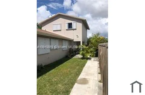 20112 SW 88th Ct Photo 1