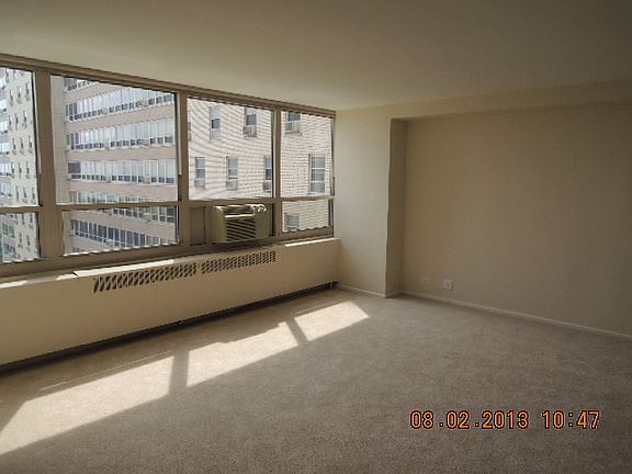 2nd image of 3950 N Lake Shore Dr APT 1517